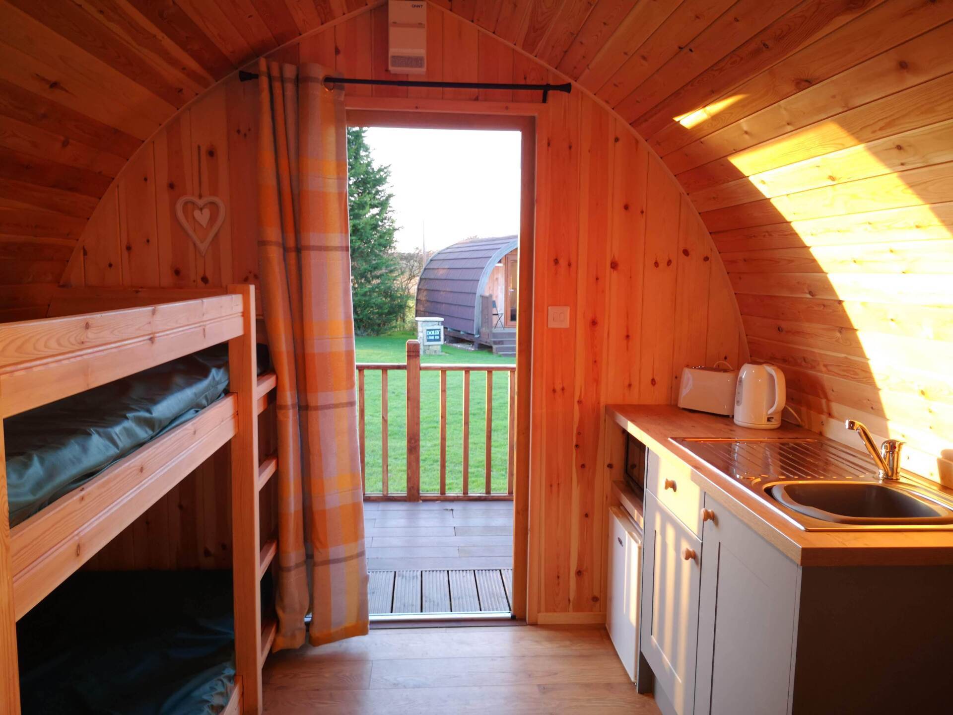 Glamping Pods with Toilets Three Horseshoes, Lincolnshire Wolds