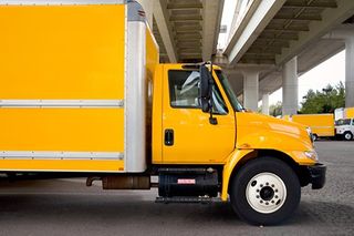 Yellow truck - moving truck in Astatula, FL