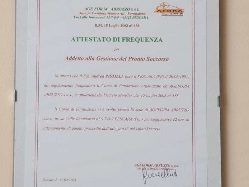 Emo Pistilli attestato