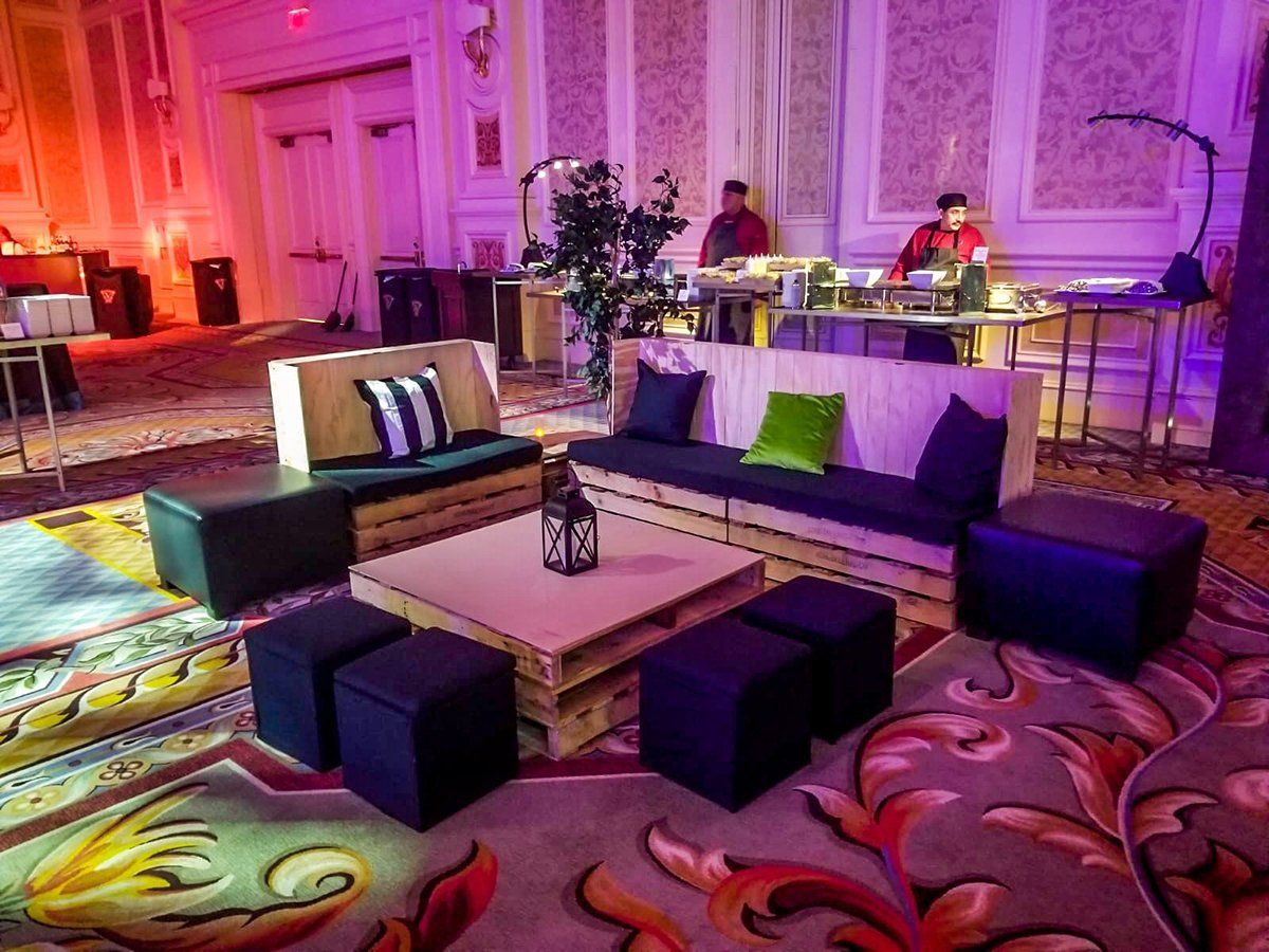 Wood Pallet Party Table Project — Las Vegas, NV — M & H Pallets LLC