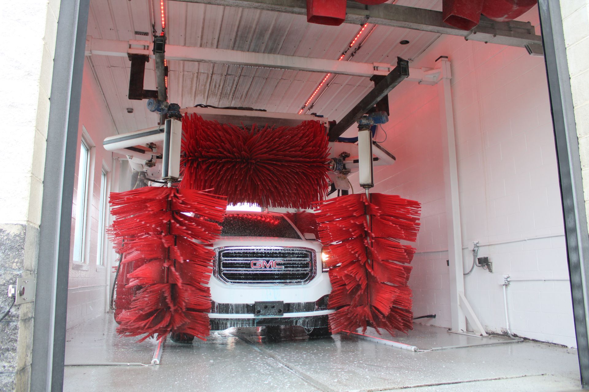 Freestyler OhmCo carwash photography