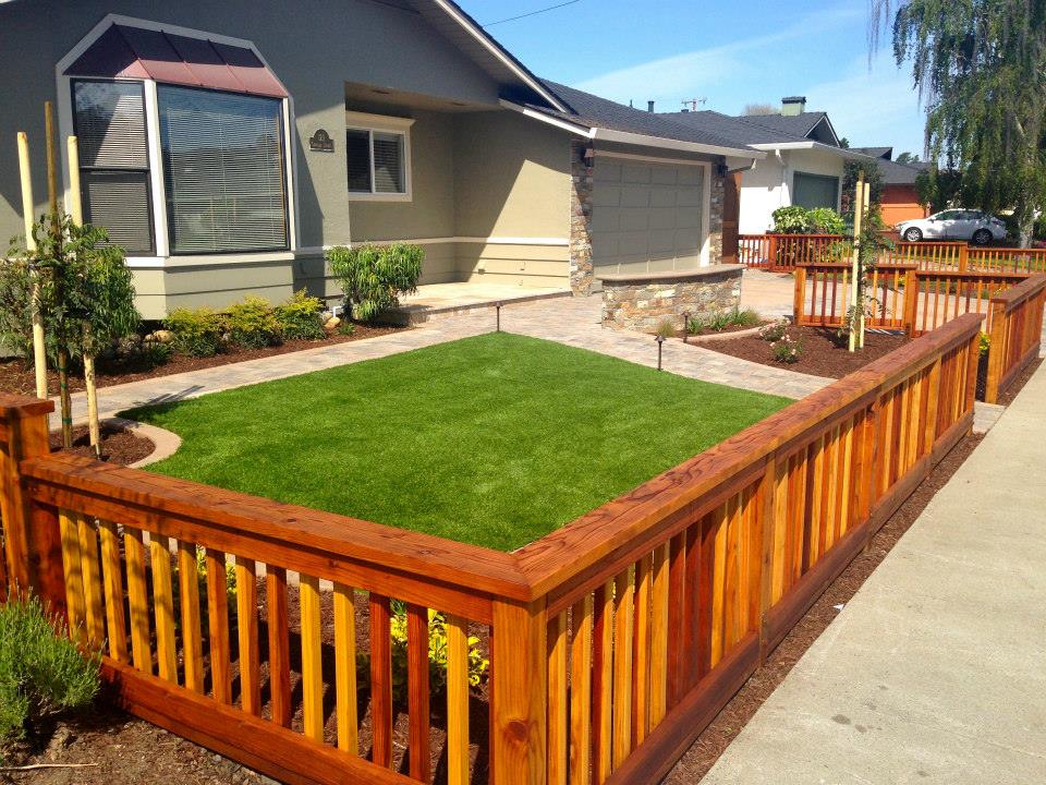 Front Yard With Wooden Fence — Santa Cruz, CA — Quilici Gardening