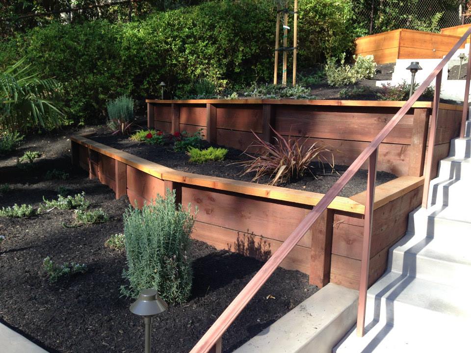 Wooden Plan Box — Santa Cruz, CA — Quilici Gardening