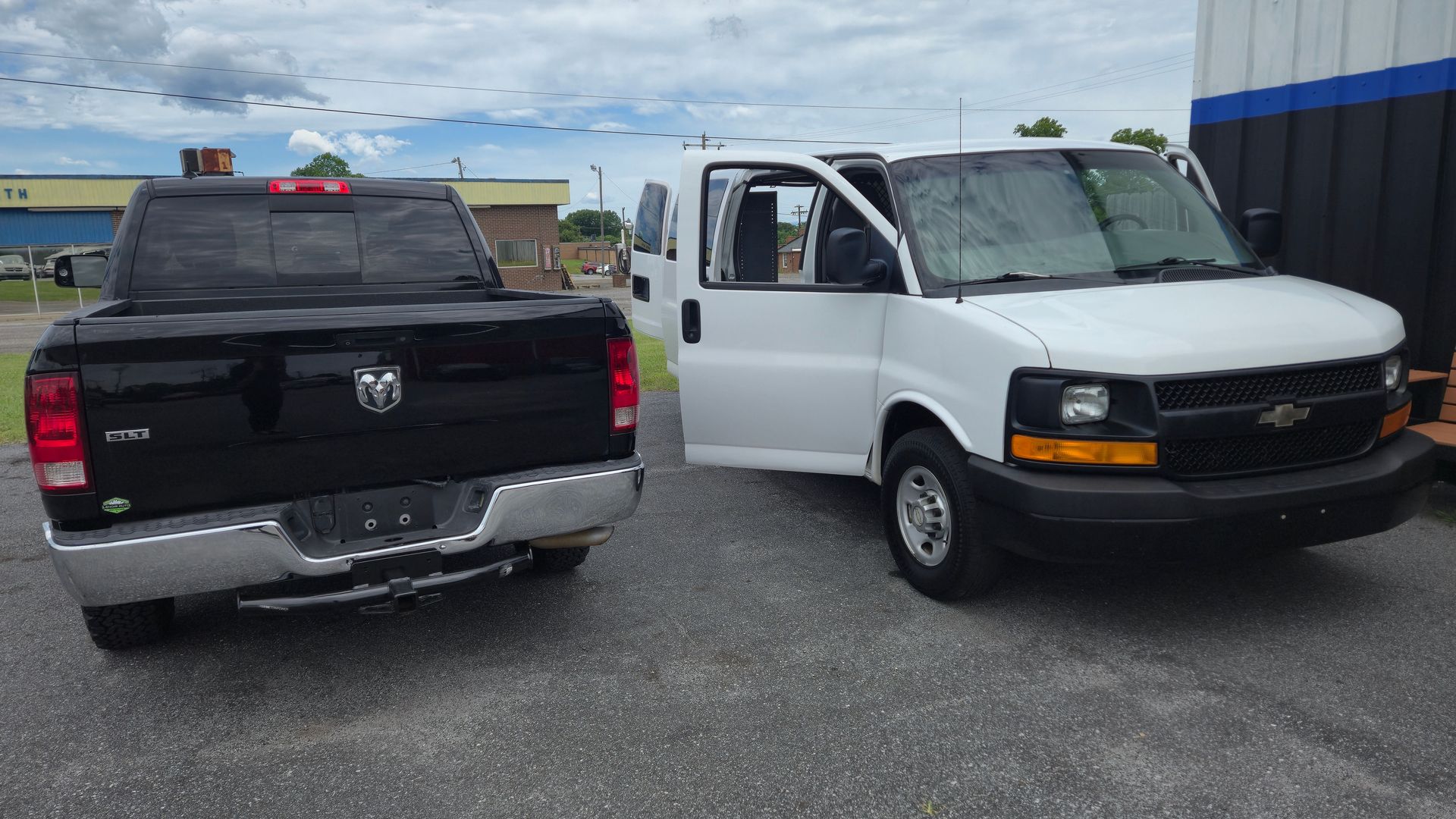 Truck sliding rear window replacement in Charlotte, NC Truck sliding rear window replacement in Charlotte, NC
