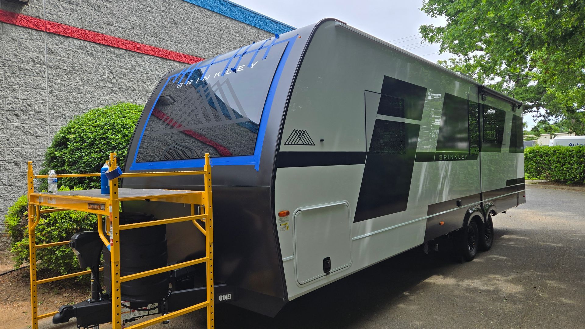 Commercial & heavy glass repair in Charlotte Metro, NC