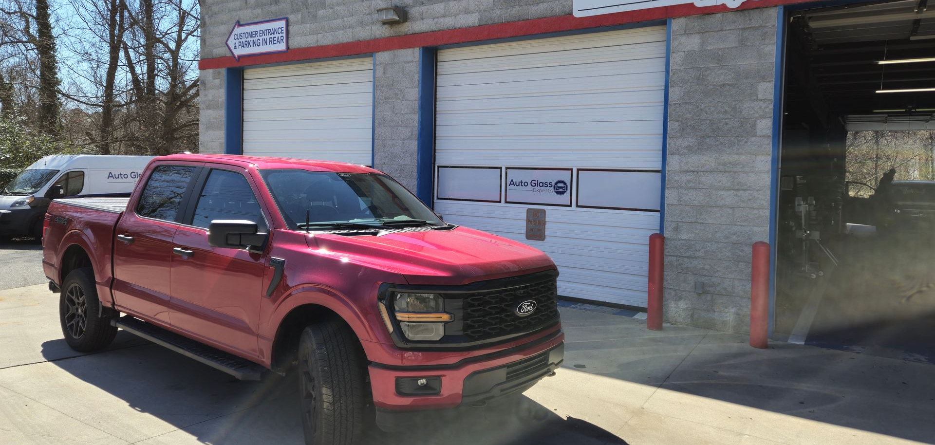 Ford auto glass repair in Hickory, NC