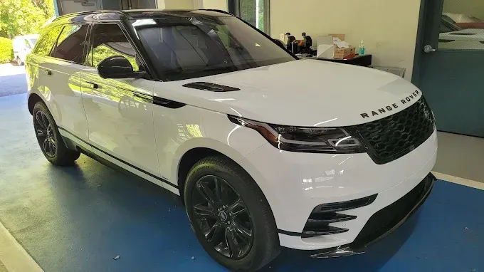 SUV windshield repair in Huntersville, Hickory & Concord NC SUV windshield repair in Huntersville, Hickory & Concord NC