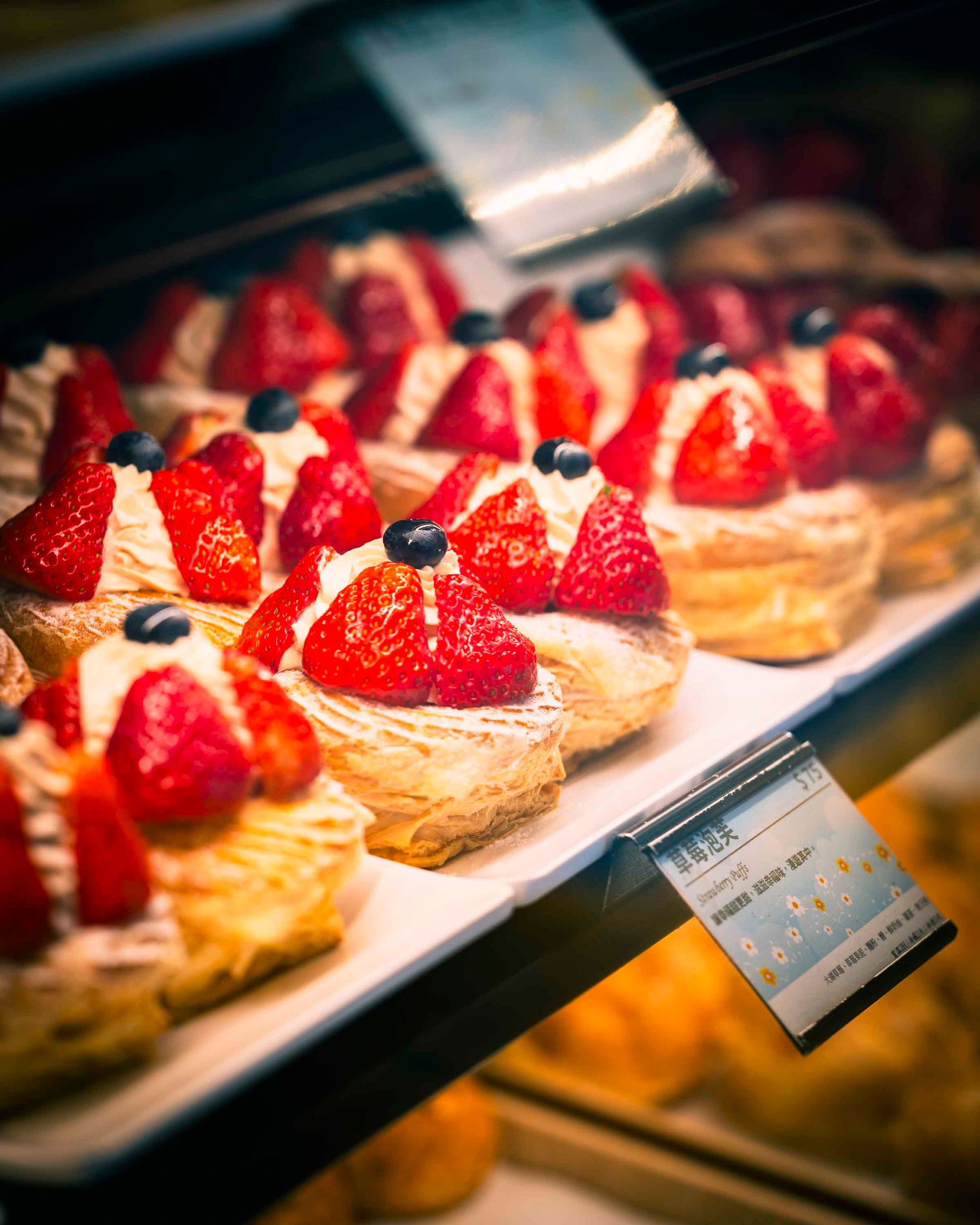 【幸福烘焙】鮮果草莓泡芙(季節限定)