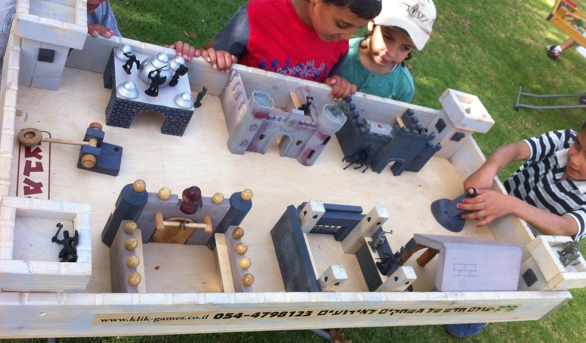 המבצר - משחקי מלחמה