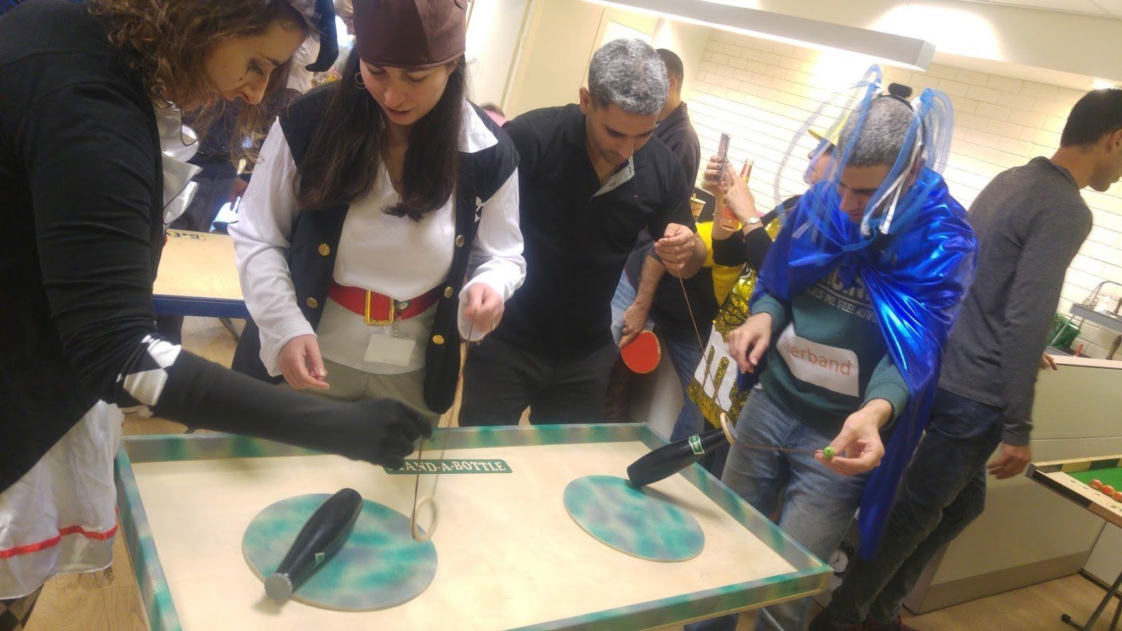 הרם את הבקבוק