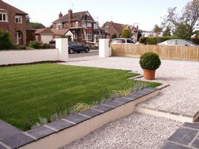 Landscape gardening - Keighley, Skipton, Ilkley - Peter Griffiths Quality Landscaping Service - Front garden