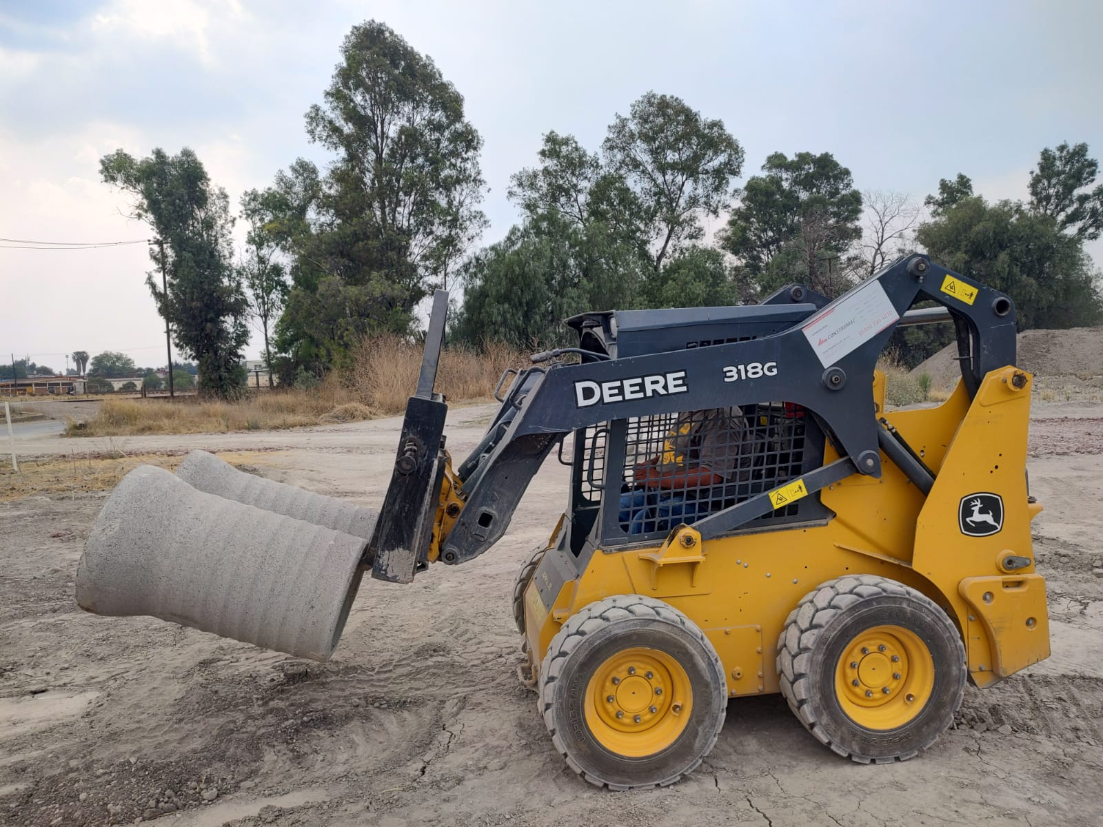 CONCRETO, ACERO, MATERIALES PARA CONSTRUCCIÓN