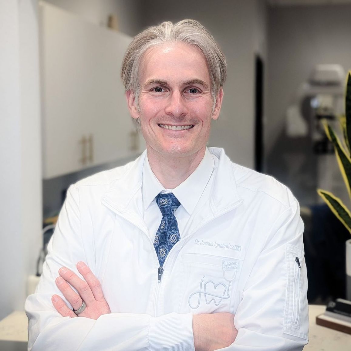 Dr. Joshua Ignatowicz, DMD, DICOI