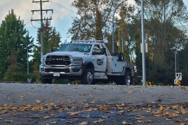 Roadway Emergency Towing Services