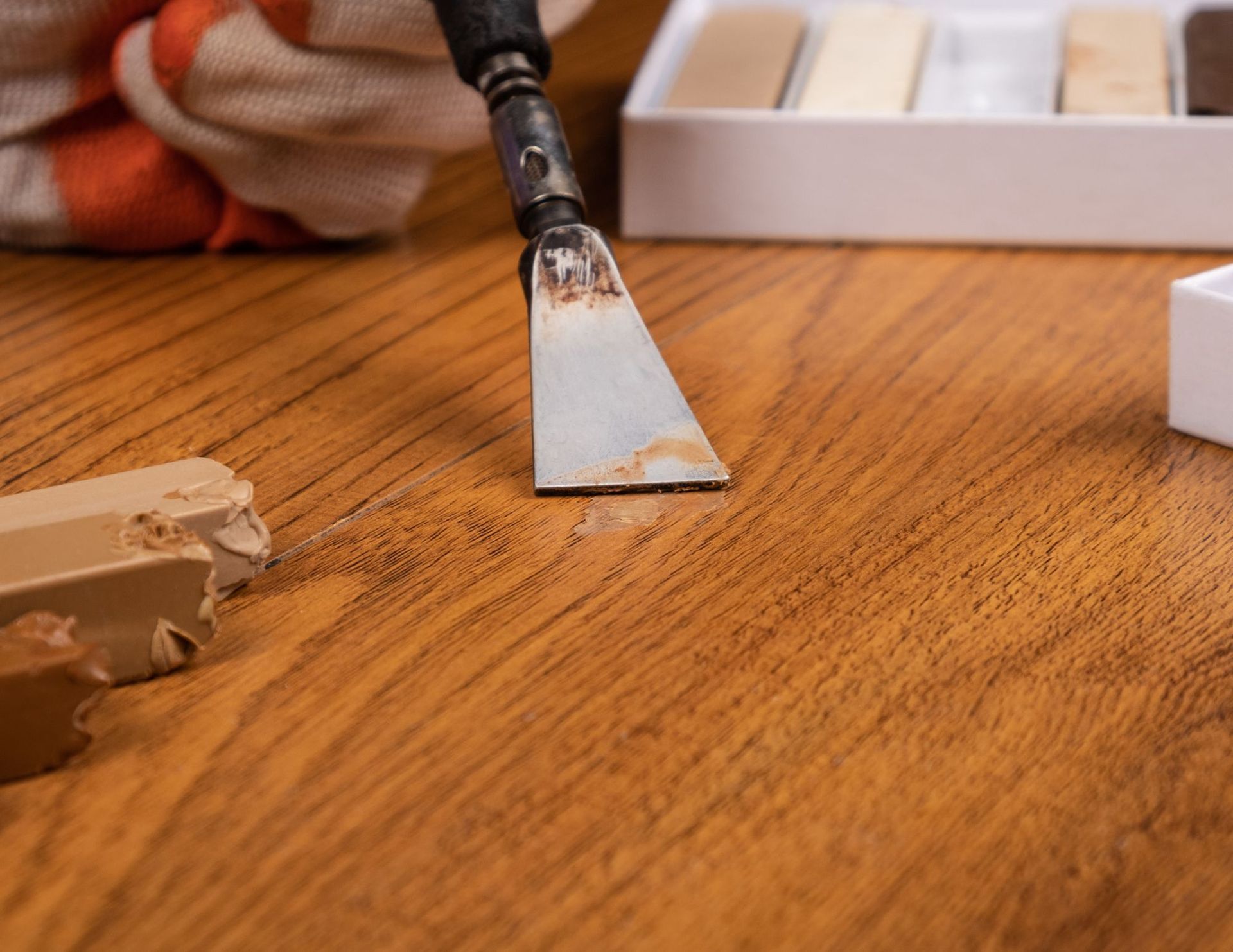 Best Way To Get Wax Off A Wooden Floor