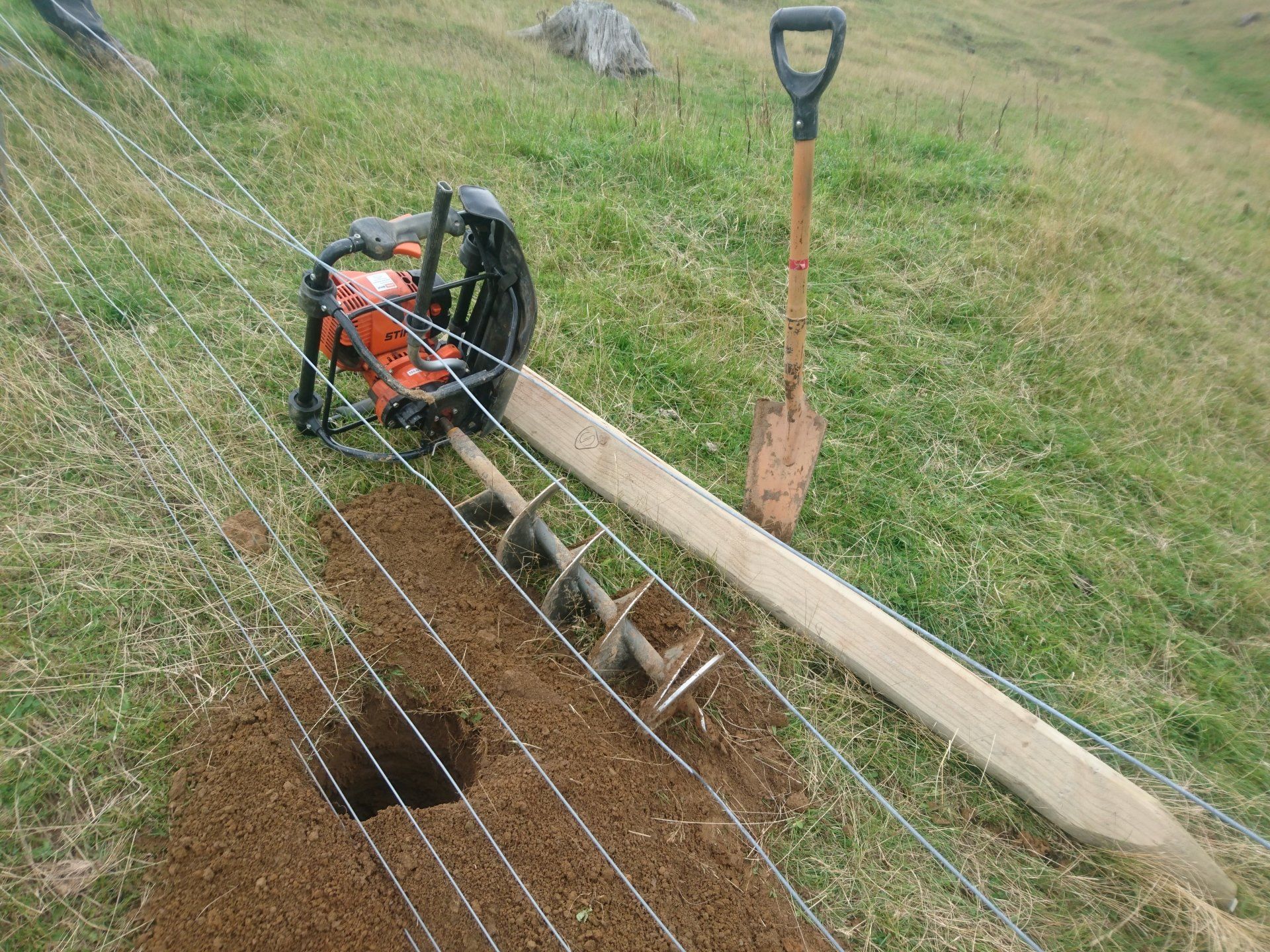 Post hole borer repair