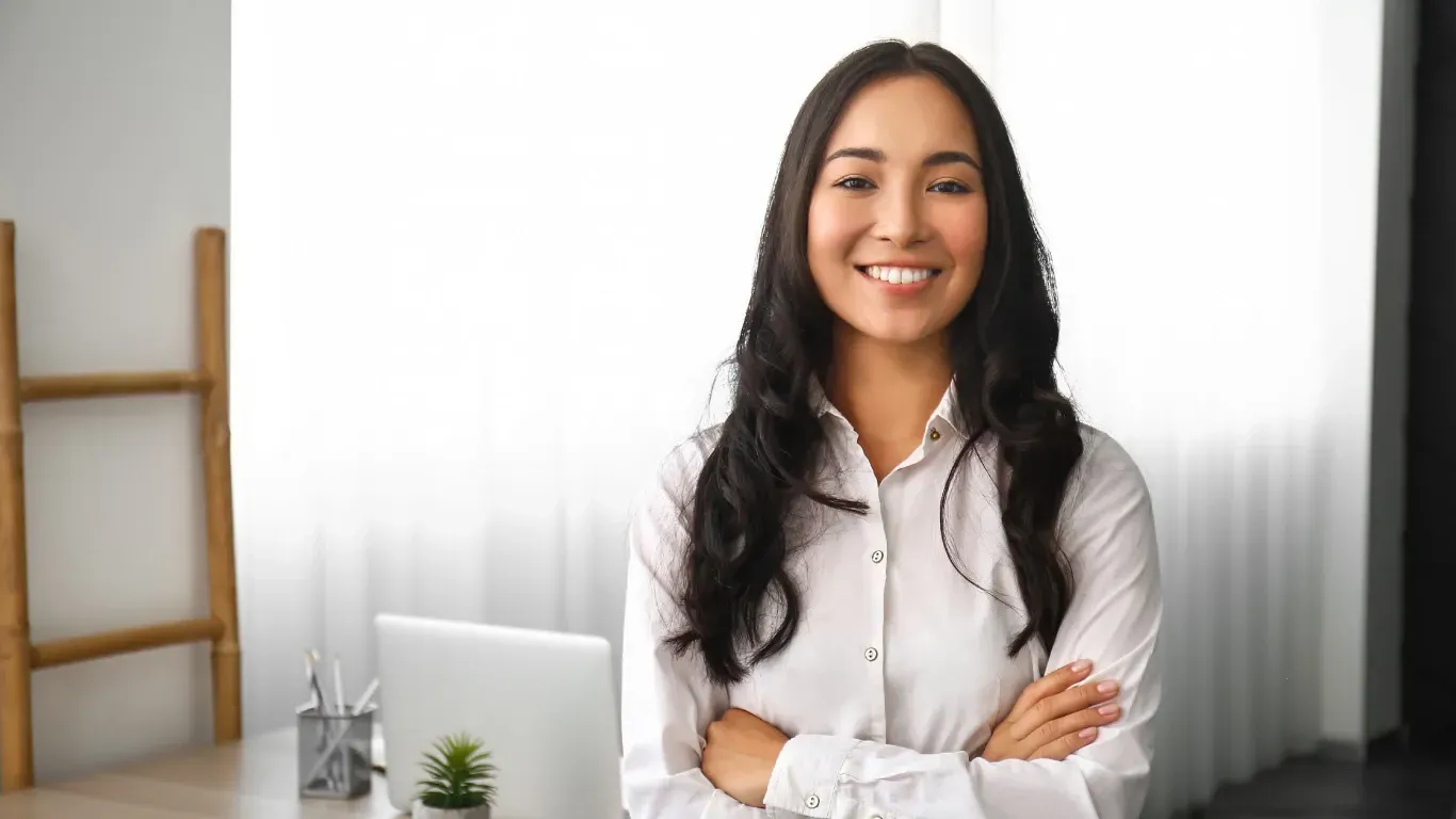 Business owner and profit analysis advisor handshake partnership financial clarity Chelmsford Massachusetts KPI Solutions