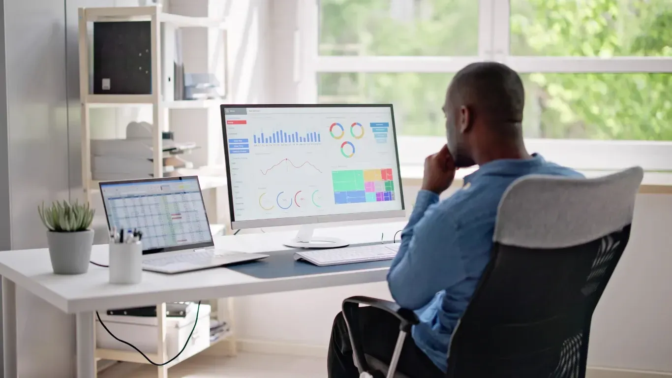 Fractional CFO services financial dashboard review for small business in Chelmsford Massachusetts KPI Solutions