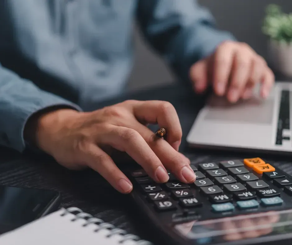 Leadership team discussing executive recruitment needs and senior hiring criteria Chelmsford Massachusetts KPI Solutions