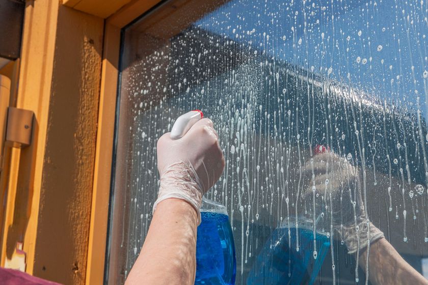 Window cleaning — Coeur D'Alene, ID — Mad Clean LLC