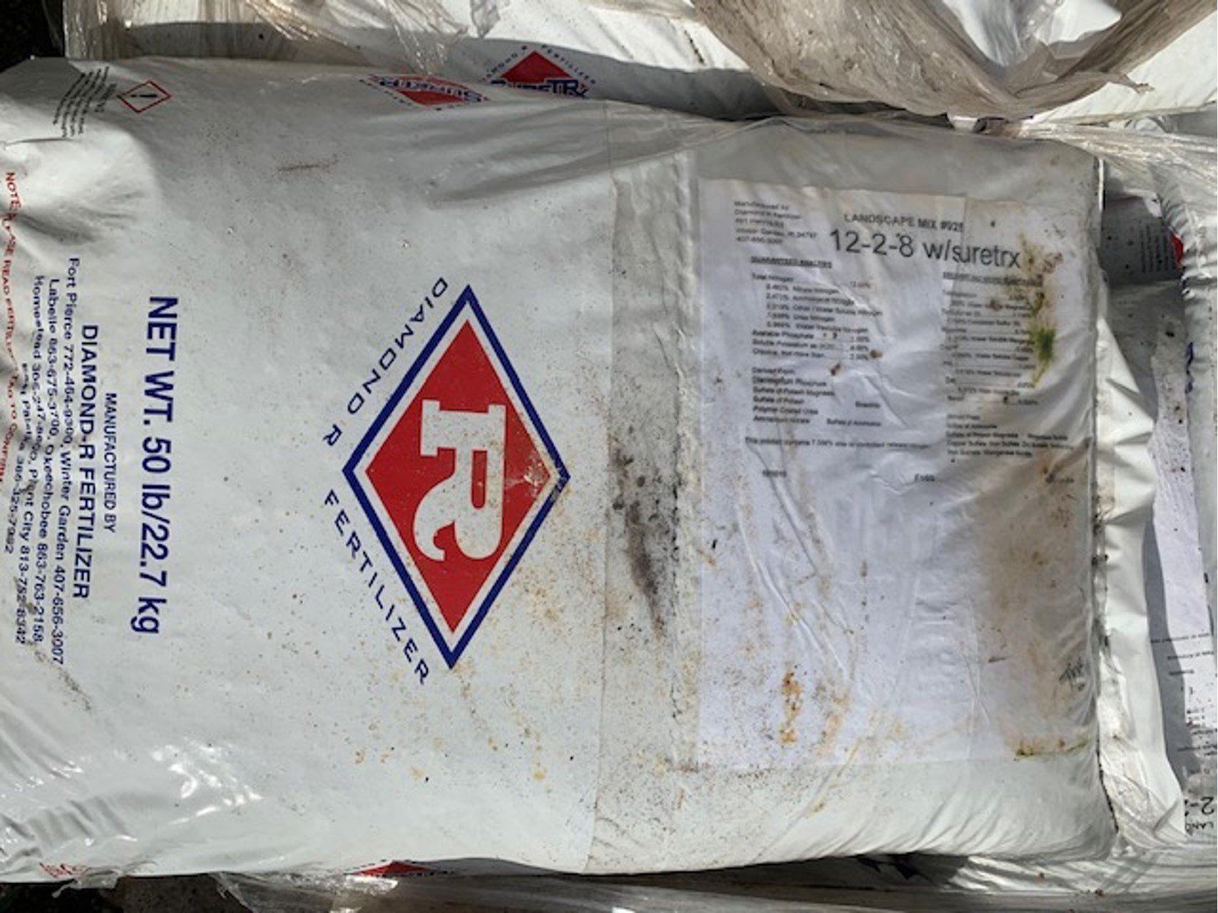 Shrub Fertilizer — Coconut Creek, Fl — Leserra's Nursery