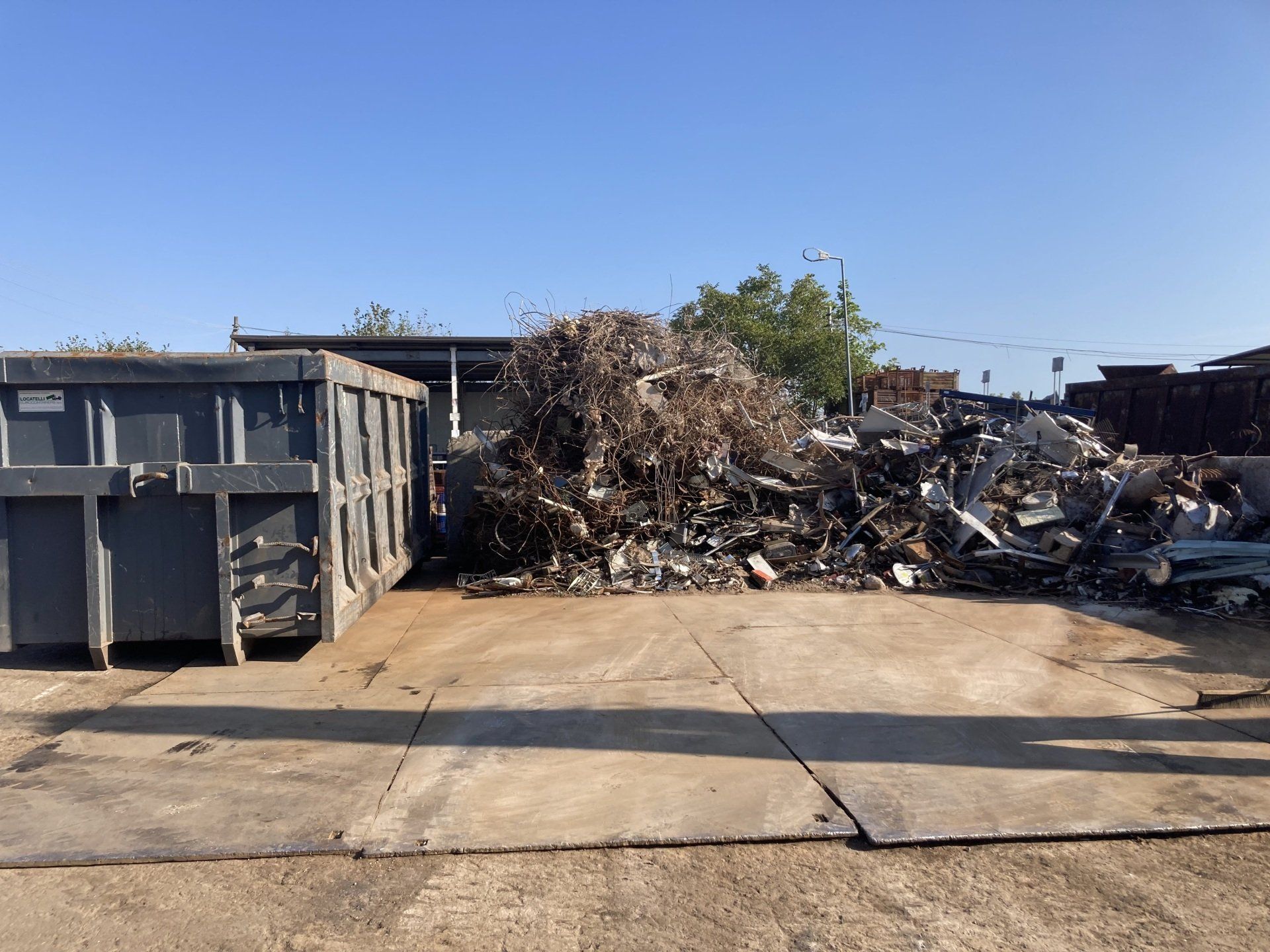 razio ferdinando commercio rottami ferrosi