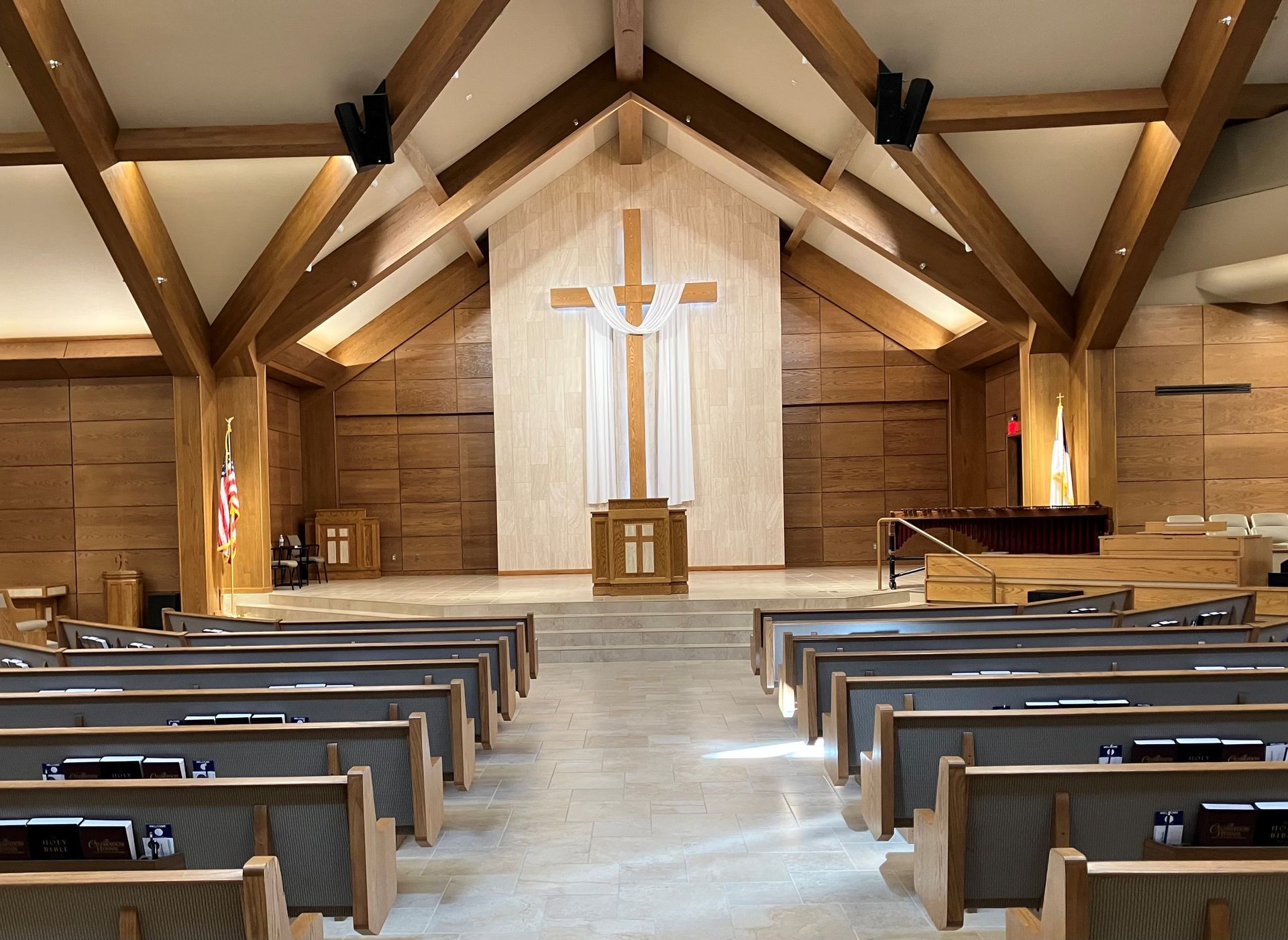 Covenant Presbyterian Church, Omaha, NE - Sanctuary
