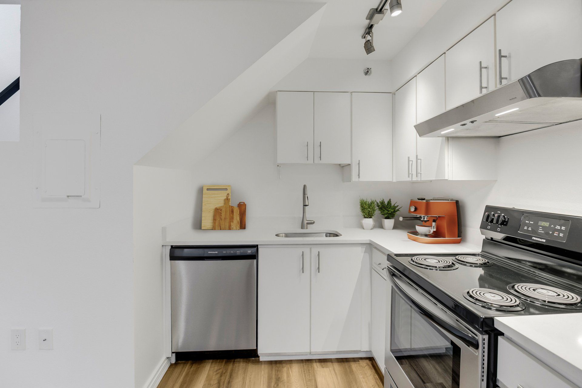 Kearney Court Photo Gallery