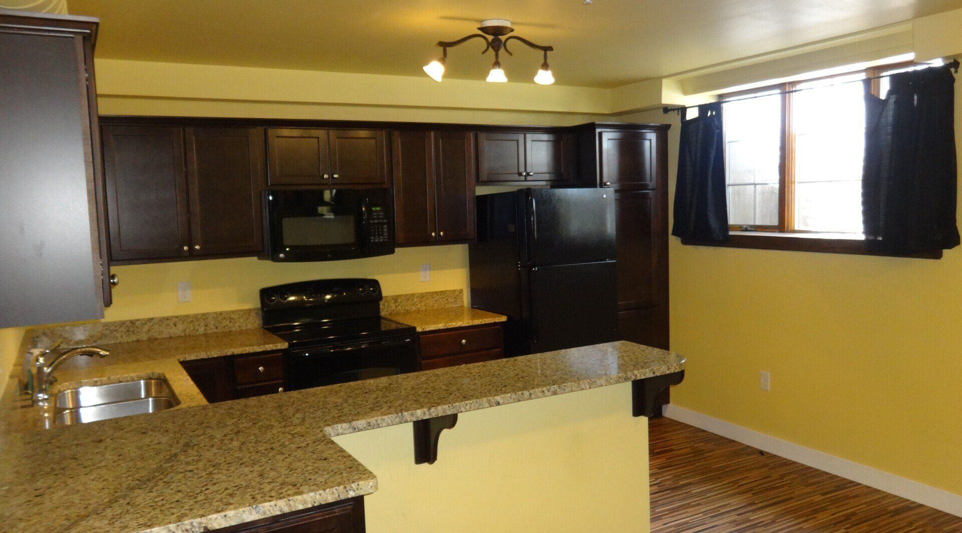 The Parish Apartments Property Image