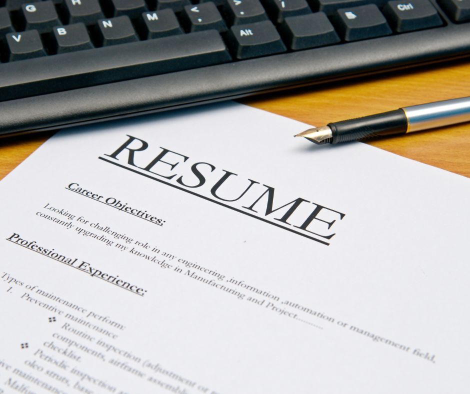 Crafting a Relocation-Friendly Resume and Cover Letter