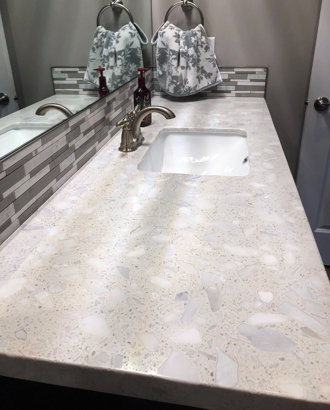 Vanity Tops by Marble Ventures, Inc.