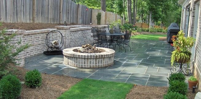Landscaping Stone Wall Firepit