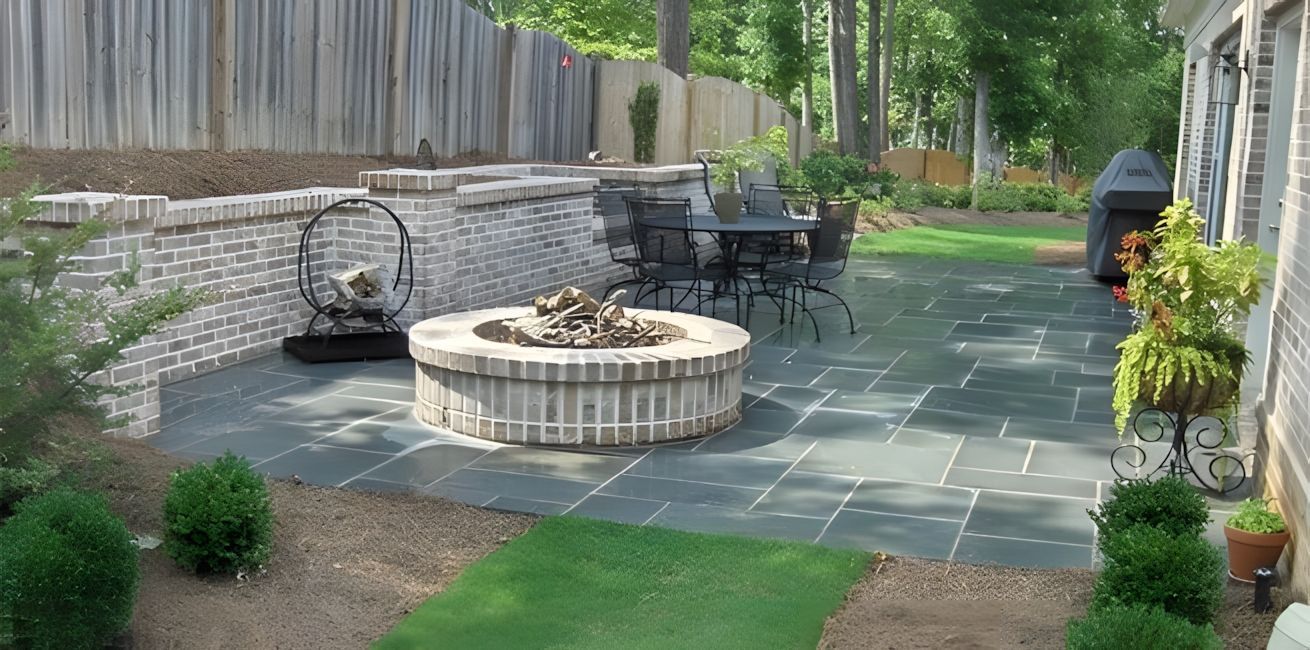 Landscaping Stone Wall Firepit 