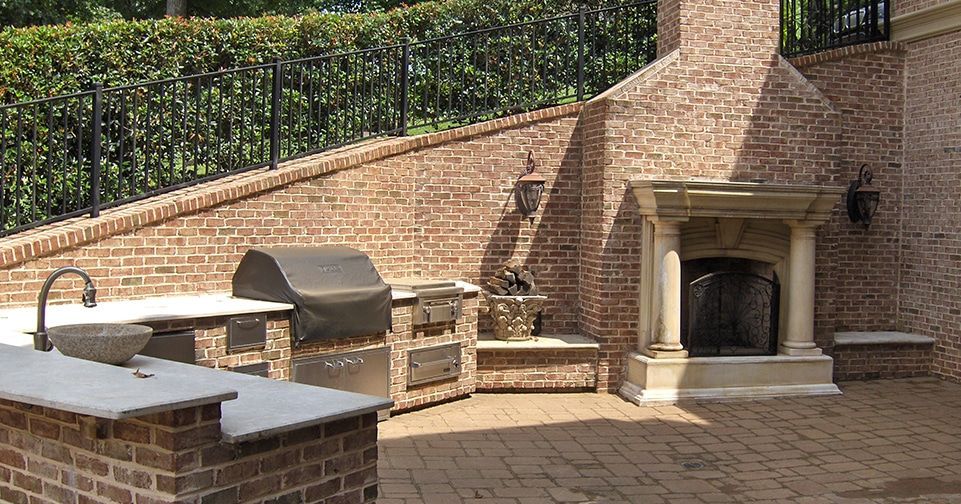 outdoor-kitchens-grills-fireplaces-pool-renovation-company-alpharetta-ga
