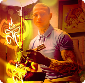timitrius self potrait working on tattoo