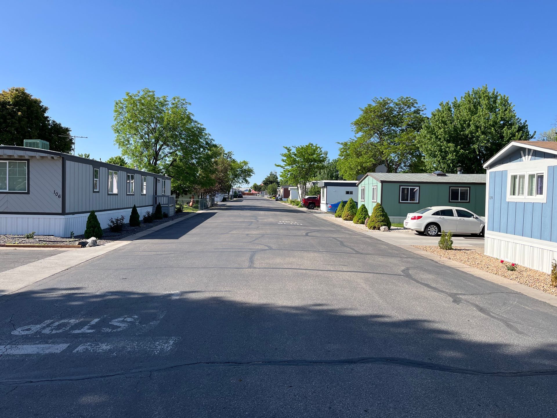 mobile homes with trees