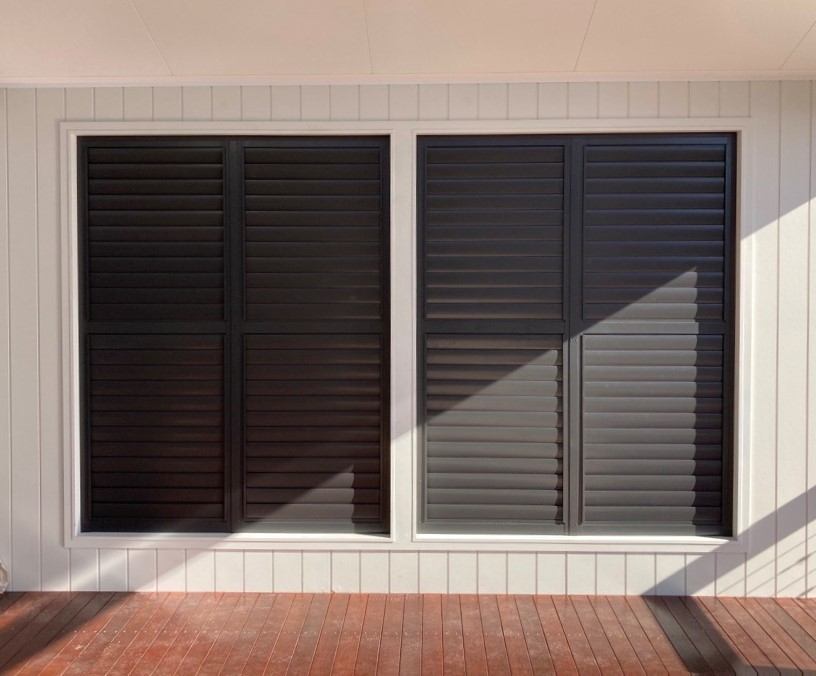 louvre screens canberra