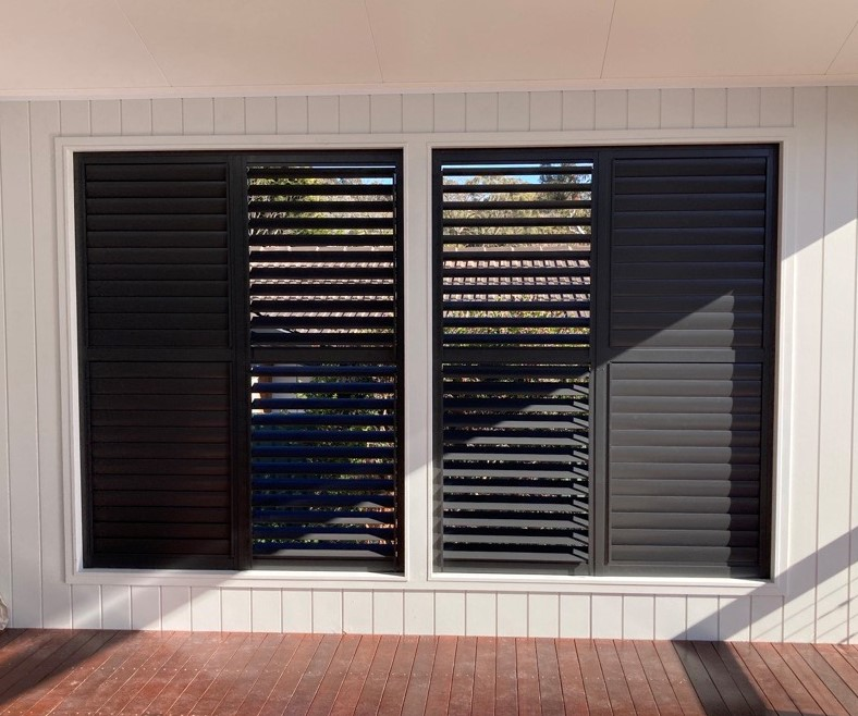 louvre screens canberra