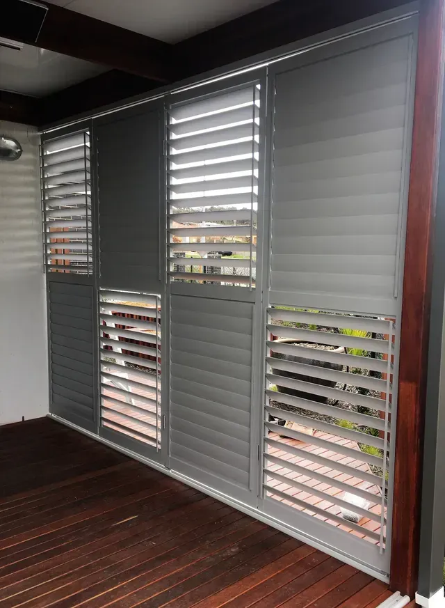 bi-fold louvre screens canberra