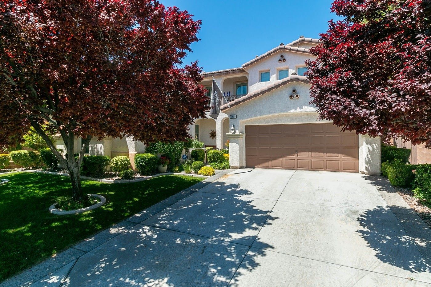 Sun City Summerlin white house big trees