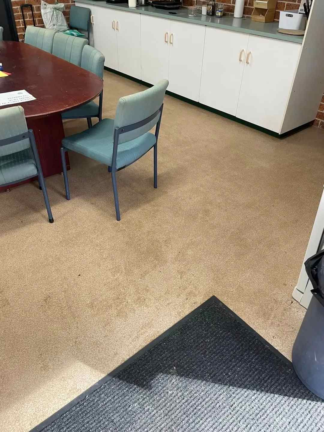 A Room With a Table and Chairs in It — Doobies Cleaning Service in South West Rocks, NSW