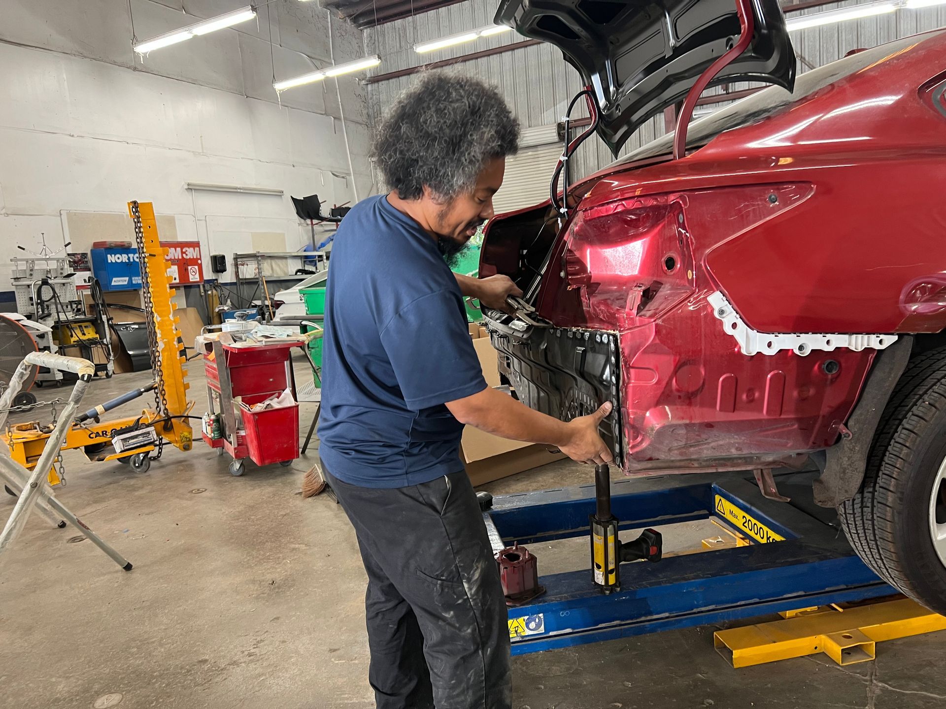 Car Cosmetic Repair — Oahu, HI — Classic Bodyworks