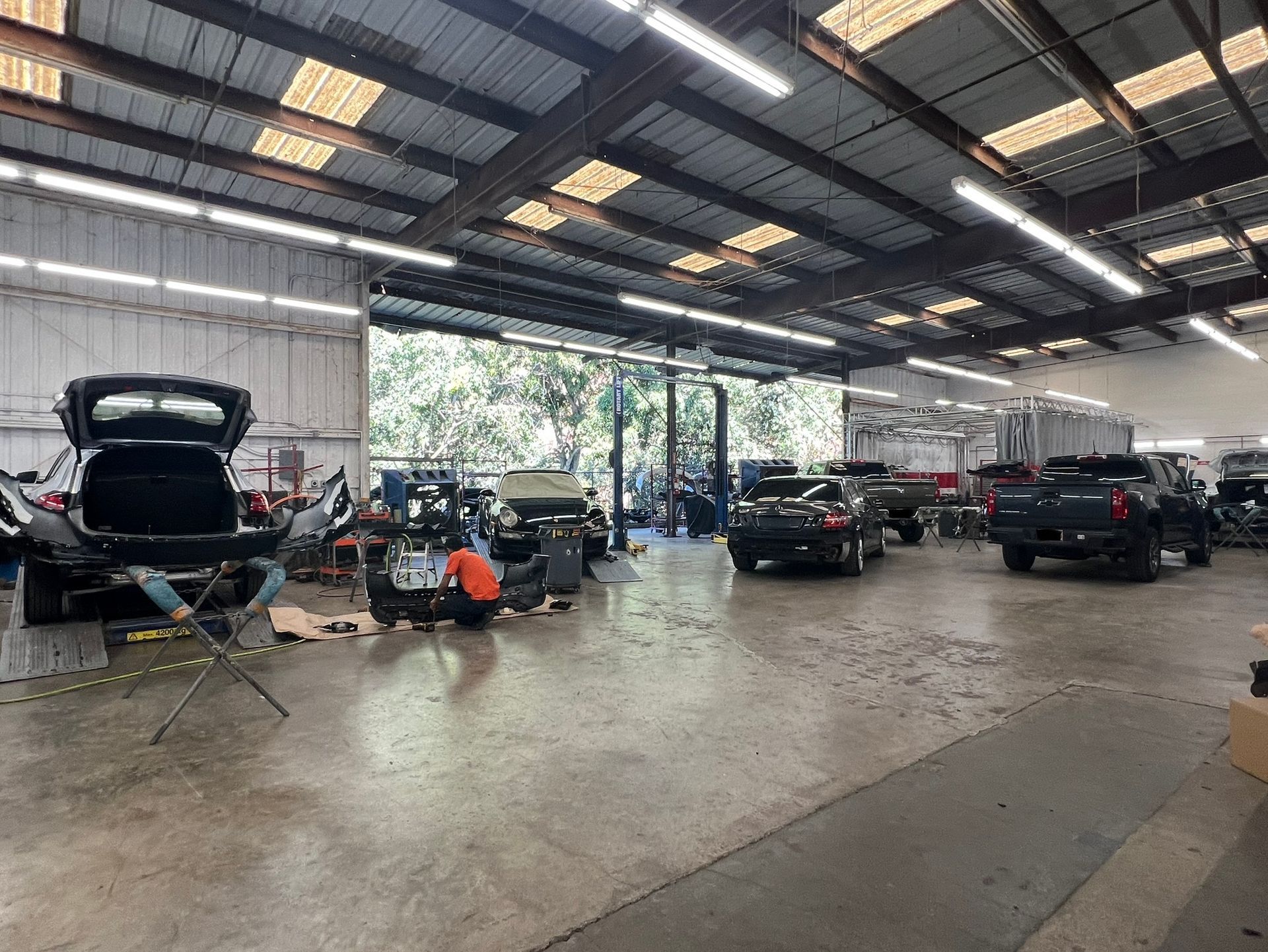 Collision related frame and mechanical repair — Oahu, HI — Classic Bodyworks