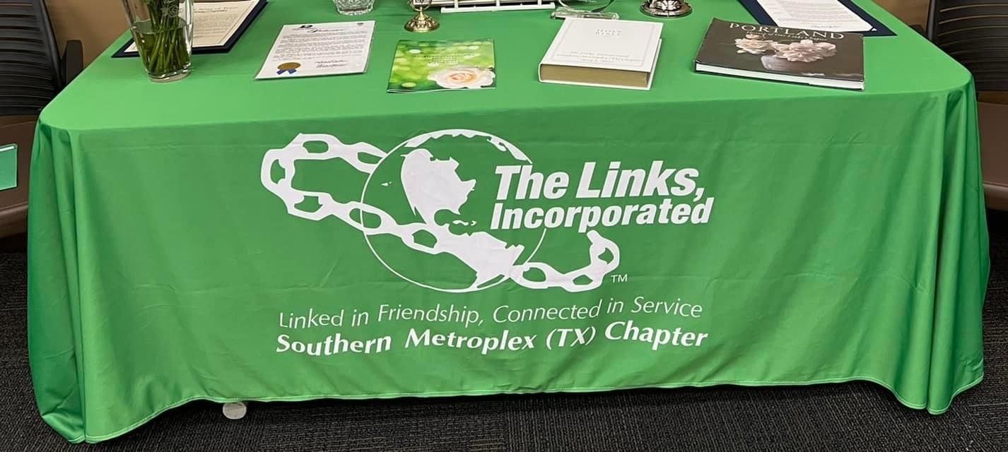 Green tablecloth with 