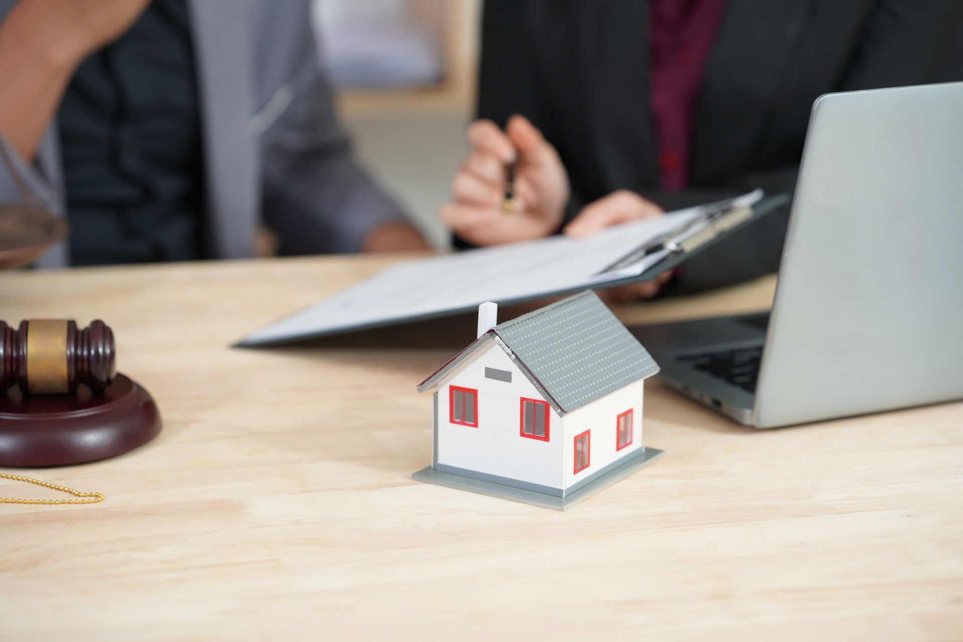 Personal bankruptcy attorney advising a client on legal options for debt relief. Personal bankruptcy attorney advising a client on legal options for debt relief.