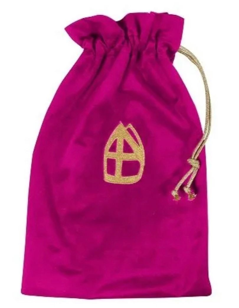 Magenta fluwelen etui met trekkoord, gouden huislogo en gouden koord.