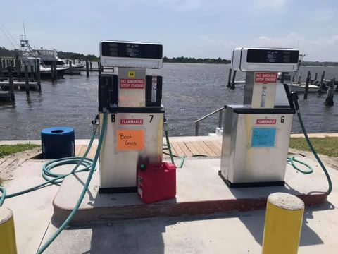Boat Gas Dispenser at Dudley's Marina Dockside — Cedar Point, NC — Dudley's Marina