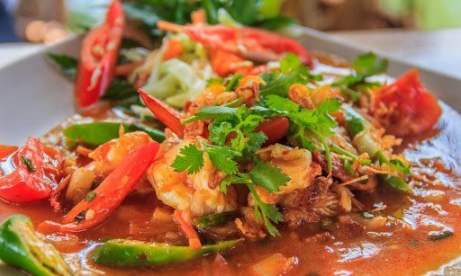 Thai Street Food Etiquette