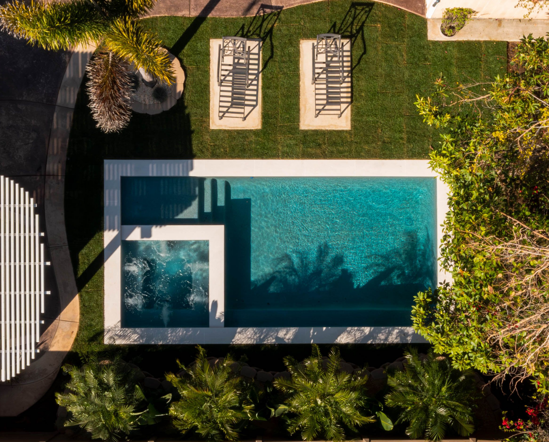 Luxury modern swimming pool built by Modul Pools in Orange County
Pre-priced luxury pool project Orange County California
Minimalist concrete pool with premium finishes OC