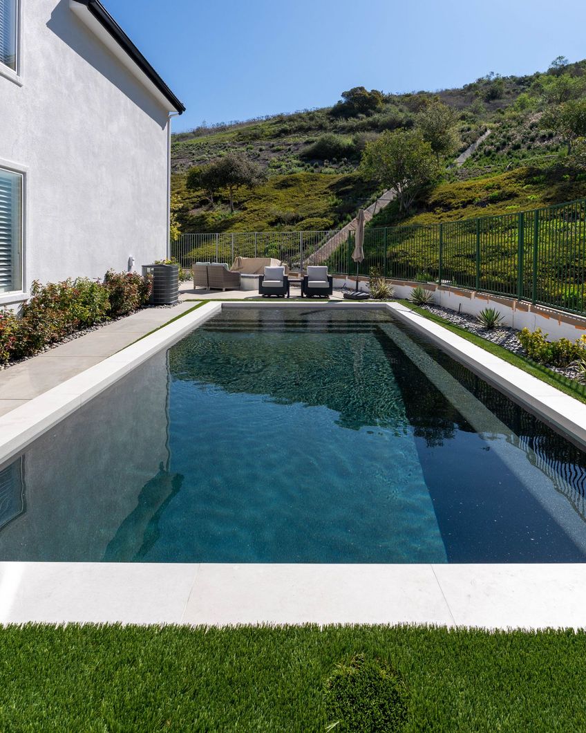 Modul Pools. Tile, Coping, and Pebble pahse